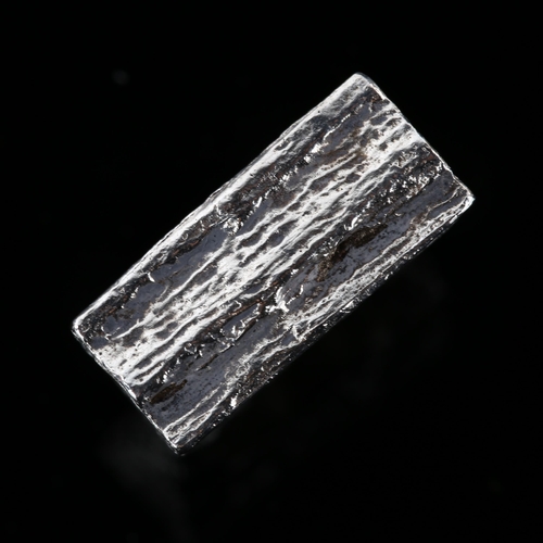 1272 - KNUD V ANDERSEN - a heavy Danish modernist sterling silver abstract bark ring, setting height 9.2mm,... 