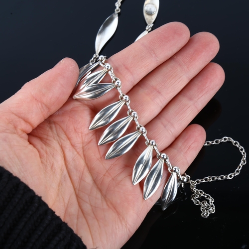 1318 - 2 Danish modernist sterling silver leaf necklaces, lengths 35cm and 40cm, 26.1g total (2)