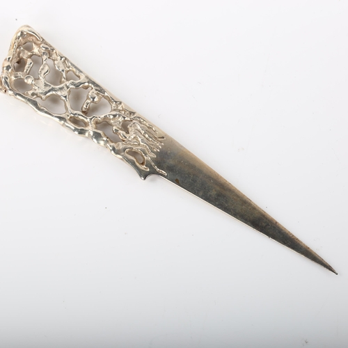 1364 - An Elizabeth II brutalist silver letter opener, maker's marks TJM, hallmarks London 1978, length 15c... 