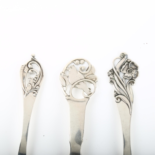 1374 - 3 Danish Art Deco silver preserve spoons, largest length 12cm, 1.5oz total (3)