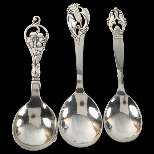 1375 - 3 Danish Art Deco silver preserve spoons, largest length 14.5cm, 2.4oz total (3)