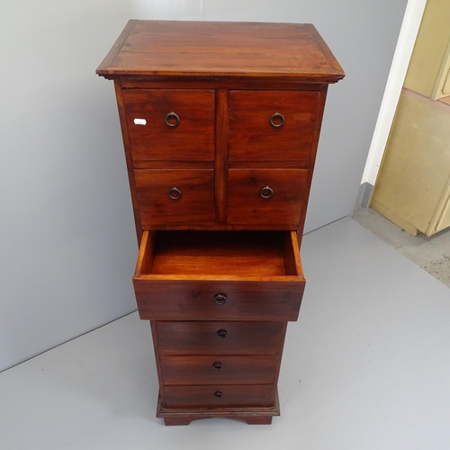 2579 - A modern tall mahogany chest of four short and five long drawers. 50x150x41cm