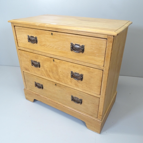 2642 - A modern pine chest of three long drawers. 87x81x47cm.