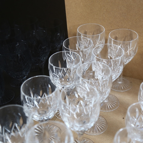 311 - STUART - GLENCOE CLEAR - 14 turned stem crystal-cut wine goblets, H15cm (12)