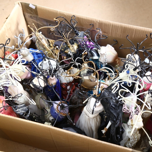 381 - 2 boxfuls of jewellery display figures