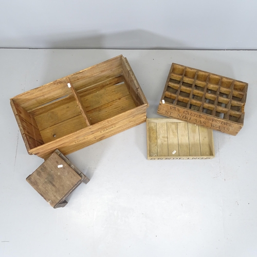 2710 - A vintage wooden egg box, 66x33x32cm, a seed tray, etc. (4).