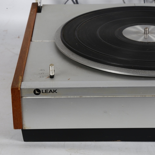 220 - LEAK - a 2001 belt drive transcription turntable