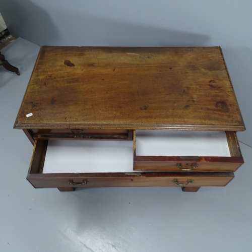 2193 - An antique mahogany chest of two short and three long drawer, raised on bracket feet. 97x81x52cm