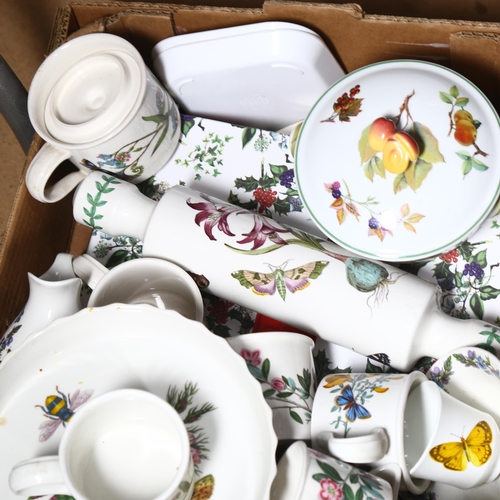 672 - Portmeirion, The Botanic Garden ceramic ware, including a quantity of tea cups, a quiche dish, a rol... 