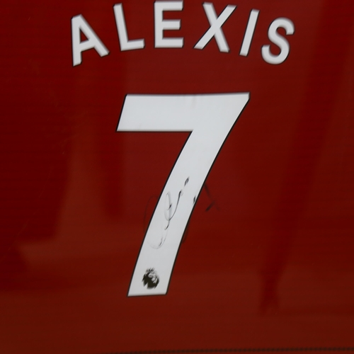 587 - A limited edition framed item of memorabilia Alexis Sanches Manchester United Football Club, signed ... 