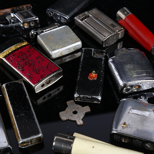 632 - Various Vintage pocket cigarette lighters, including Ronson and Zenith