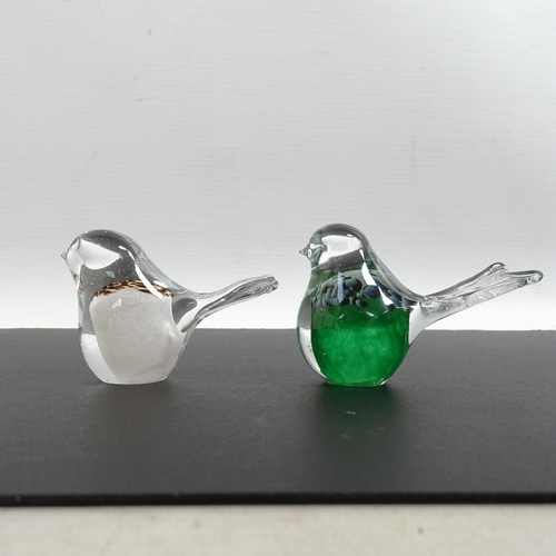 663 - OIVA TOIKKA - a Nuutajarvi glass bird sculpture of a Willow Grouse, H10cm, L13cm, and a smaller Nuut... 