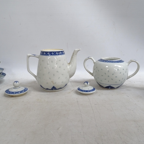 170 - A Chinese blue and white rice grain tea set