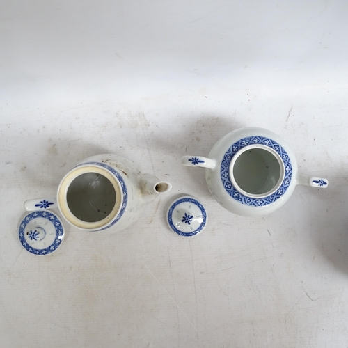 170 - A Chinese blue and white rice grain tea set