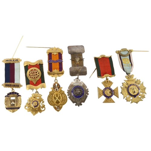 195 - A collection of 6 silver and silver-gilt hallmarked R.A.O.B jewels, earliest 1908