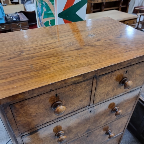 209 - A Victorian walnut chest of drawers, with burr walnut veneer front, 75 x 45 cm, height 130cm