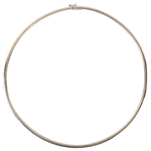 1125 - An Italian 18ct white gold collar necklace, band width 3mm, necklace length 42cm, 21g