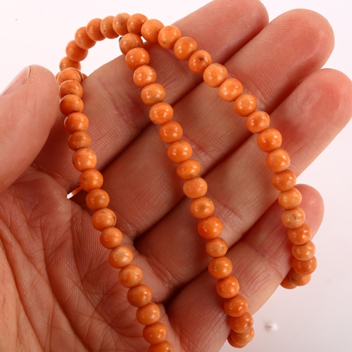 1175 - An Antique coral bead necklace, bead diameter 5.5cm, necklace length 50cm, 22.5g