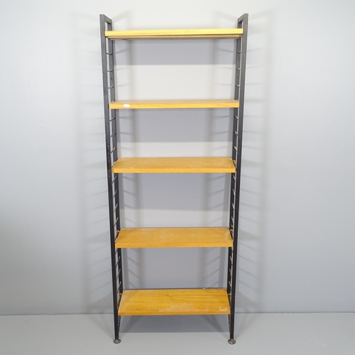 2500 - A mid-century Staples Ladderax bookcase/shelving unit, with five adjustable shelves. 63x163x20cm.