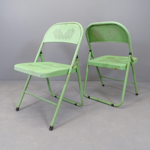 2582 - A set of four painted metal folding garden chairs.