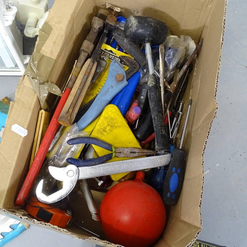 2652 - Assorted hand tools, security lights, saw blades etc.