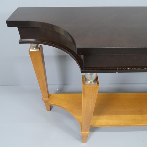 2068 - A contemporary mahogany two-tier console table. 180x80x40