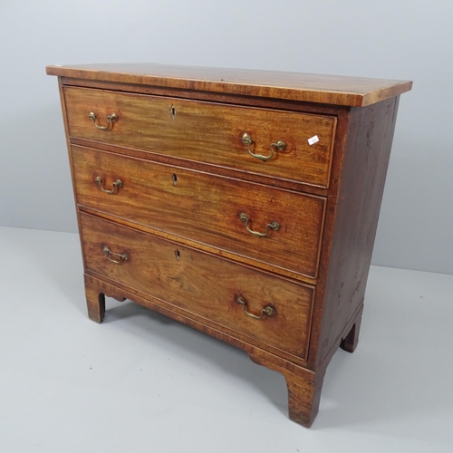 2101 - A Georgian mahogany chest of three long drawers. 93x89x45cm