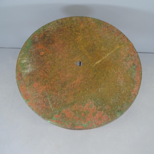 2664 - A art deco metal circular garden table. 80x75cm.