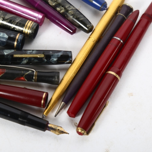 159 - A collection of fountain and other pens, including a Mentimore 14ct gold nib with mottled body, Conw... 