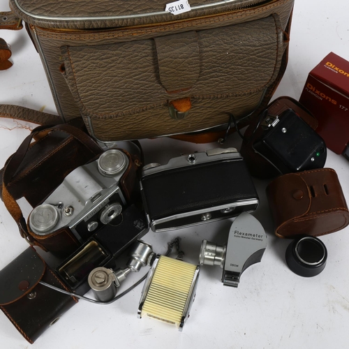 217 - A Finetta Achromat Finar 1:56 camera in original carry case, Agfa Apotar 1-35/45 Prontor-SVS camera,... 