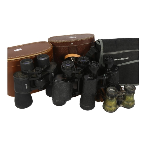 225 - A quantity of Lieberman & Gortz 20x45 coated lens binoculars with carry case, a pair of Tohyoh Tokyo... 