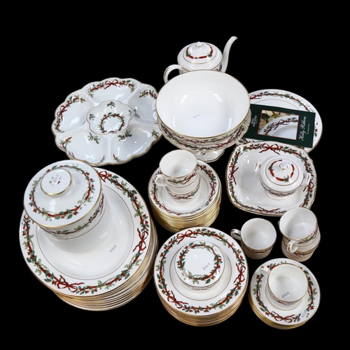 379 - Extensive Royal Worcester 