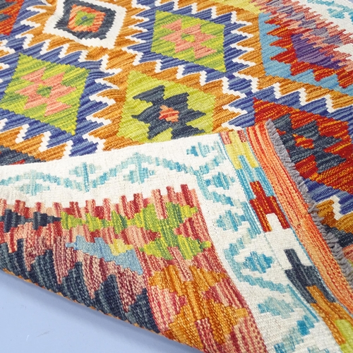 2278 - A Chobi Kilim rug. 152x104cm