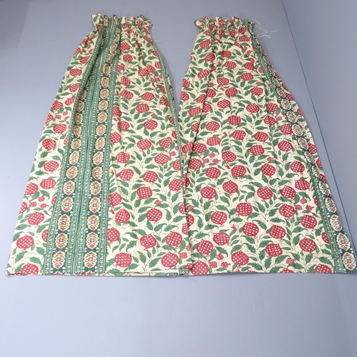 2289 - A pair of lined cream curtains, with radish pattern. Approx dimensions Drop 87