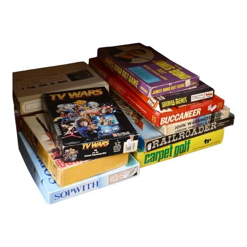 652 - A quantity of Vintage board games, including Spear's Games The James Bond 007 Secret Service game, T... 