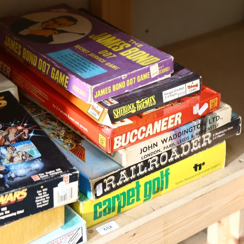 652 - A quantity of Vintage board games, including Spear's Games The James Bond 007 Secret Service game, T... 