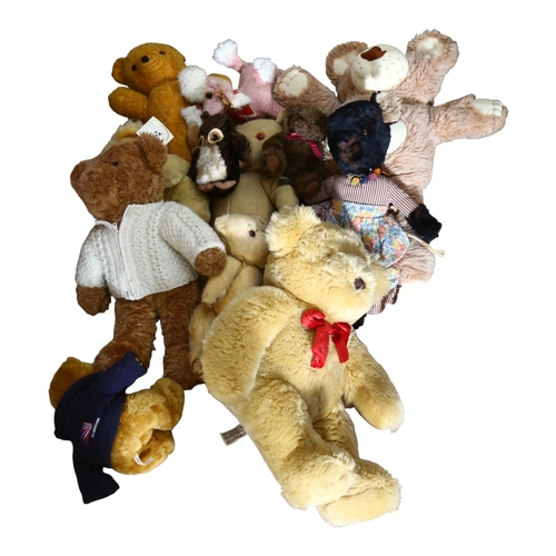 653 - A quantity of Vintage teddy bears