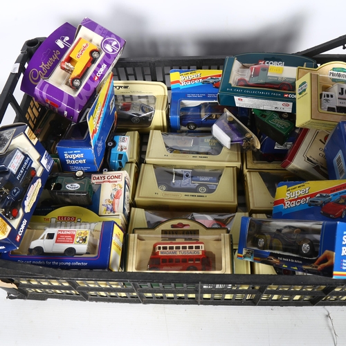 561 - A quantity of Vintage diecast vehicles, including the Lledo Junior Collection, Corgi Cadburys Select... 