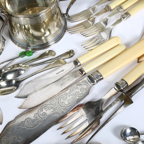 908 - An oval silver plate on copper galleried tea tray, fish cutlery, various plated ware