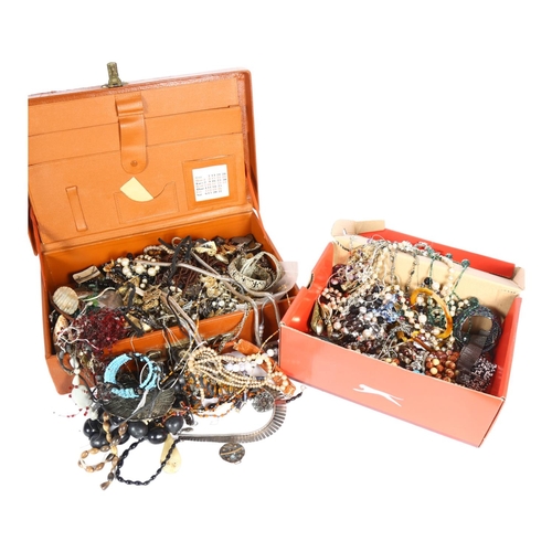 920 - 2 boxes of mixed costume jewellery