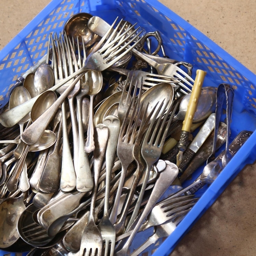 946 - A quantity of mixed plated cutlery (boxful)