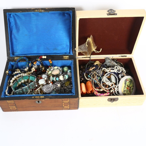 961 - 2 boxes of mixed costume jewellery