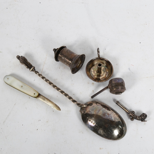 1008 - S Mordan silver plated propelling pencil in the form of a flintlock pistol, a silver Apostle spoon, ... 