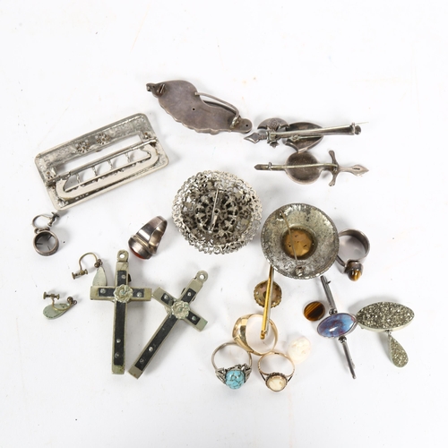 985 - A group of silver and other jewellery, to include a Victorian granite set shield and axe design broo... 