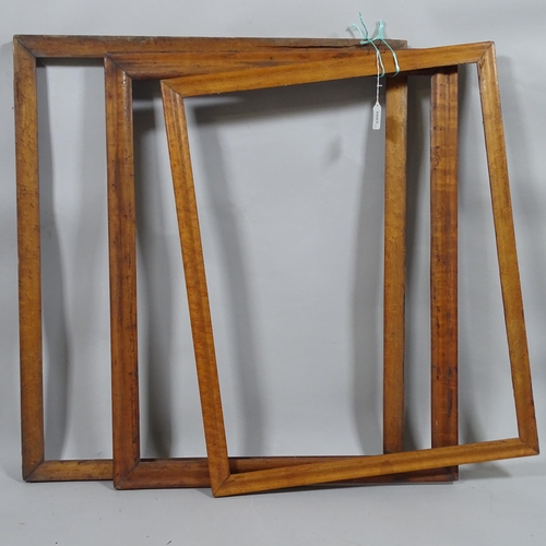 2863 - A group of 3 various large Victorian maple frames, largest 82cm x 70cm (3)