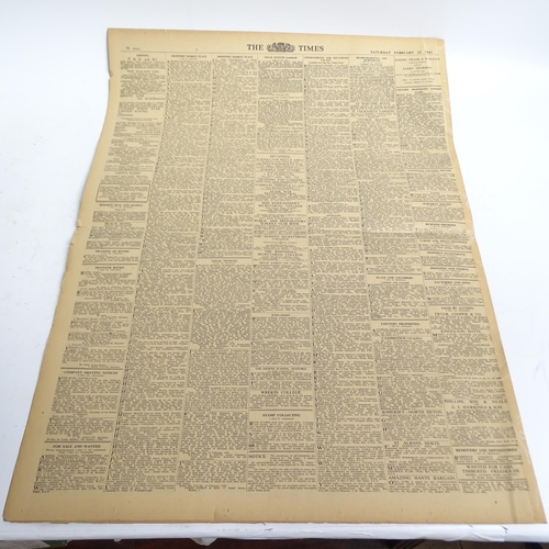 747 - Various Chinese bonds, including 5% Gold Bond 1925, and a 1941 newspaper