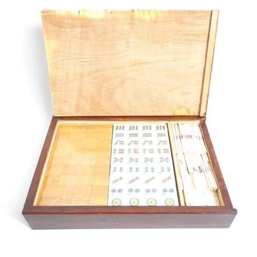 472 - A cased Mahjong set