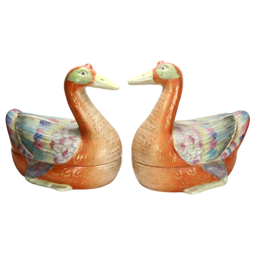 110 - A pair of large Chinese porcelain goose tureen containers, late 19th/ early 20th century, with polyc... 