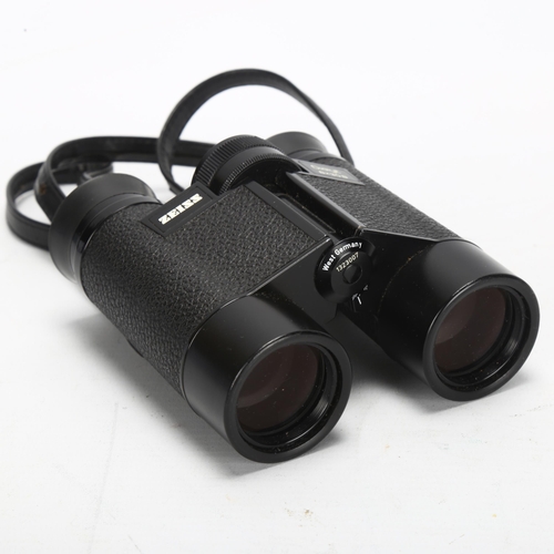 192 - A pair of early Zeiss binoculars, Dialyt 8x30B, in original case