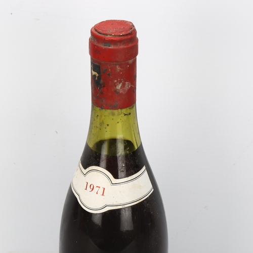 212 - A bottle of 1971 Chambertin Clos de Beze, Domaine Clair-Dau, Cote -d'Or